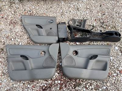 Citroën C3 I Bal első Ajtó Kárpit *165598*