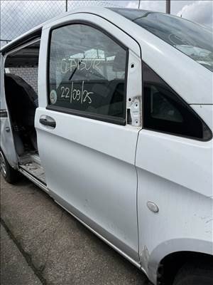 Mercedes Vito (3rd gen) W447 jobb első ajtó