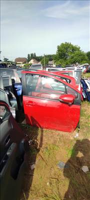 Toyota Yaris (XP130/XP150) Jobb első ajtó 