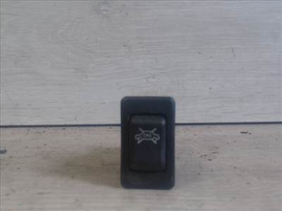 NISSAN PRIMERA P11 96.10-99.09 Egyéb kapcsolók