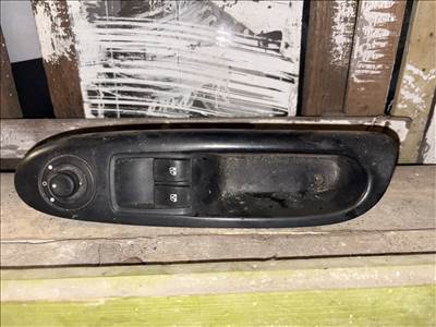 Renault Clio II RENAULT CLIO 01-06 Bal első ablakemelő kapcsoló 8200084003