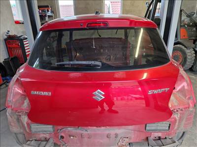 SUZUKI SWIFT V csomagtérajtó 
