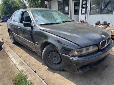 BMW 525TDS E39 bontott alkatrészei