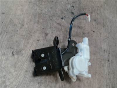 MAZDA 3 03.10-06.06 Csomagtér ajtó zárszerkezet