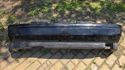 Volkswagen Golf III fekete hátsó lökhárító 1h6807417h