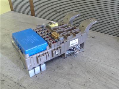 TOYOTA Corolla (E120) 2002.01.01-2004.05.31 Biztosítéktábla BCM BSI BSM SAM GEM modul Utastér