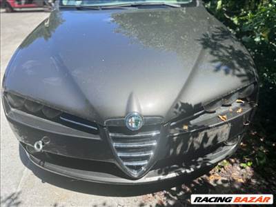Alfa Romeo 159 karosszéria alkatrészek 