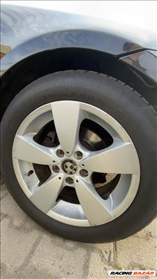  5x120 lyukosztású 17" használt alufelni, rajta 225/50 használt Continental nyári gumi gumi 