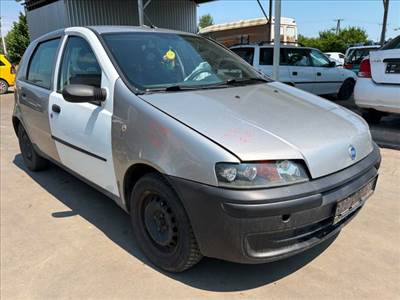 Fiat Punto II Jobb első Ajtó (Részeivel) *167656*