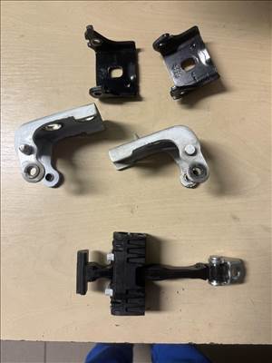 Peugeot Rifter bontott alkatrészei