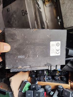 Audi A6 (C5 - 4B) Komfort modul komfort elektronika 4b0962258N