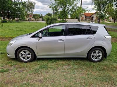 TOYOTA VERSO 1.8 Style CVT 61.000KM/DIGIT KLÍMA/TEMPOMAT/PANORÁMATETŐ/ÜLÉSFŰTÉS/2KULCS/8KERÉK