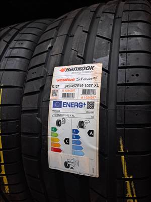 245/45 R19 Hankook Ventus S1 Evo3 gumiabroncs