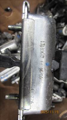 Opel Corsa D bal első ajtóhatároló (13180682)