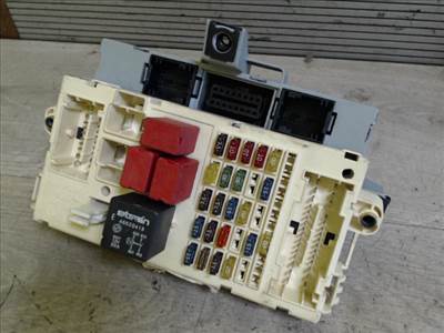 FIAT STILO 01.09-06.12 Biztosítéktábla BCM BSI BSM SAM GEM modul Motortér