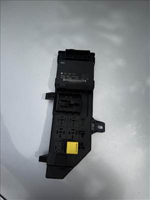 Opel Vectra C utastér biztosítéktábla  13223679