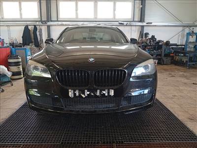 BMW (F01) 730d xDrive - Motorháztető (Black Sapphire)