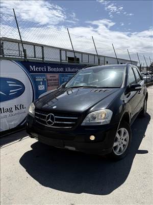 Mercedes ML-osztály M272967 350 V6 (W164) bontott alkatrészei