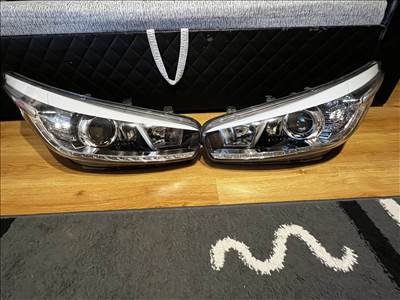 Kia Cee'd (JD) fényszóró 