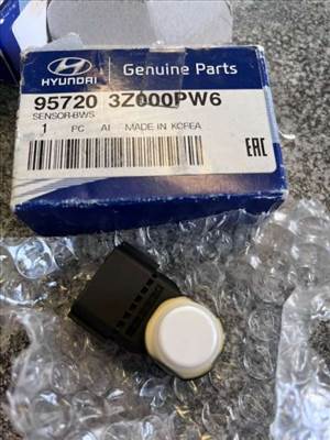 Hyundai i40 tolatóradar 957203Z000PW6