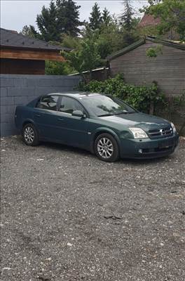 Opel Vectra ajtók és lámpak 