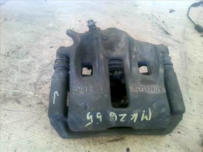PEUGEOT 406 Jobb első féknyereg munkahengerrel