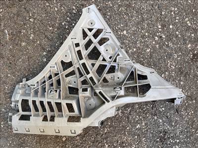 Ford B-Max Bal hátsó sárvédő tartó 1823129 av11r296a23a