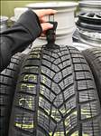 215/65 R17 Goodyear téli gumi 38000ft a 4db/279/