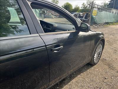Audi A4 (B8 - 8K) Jobb első ajtó LZ9Y