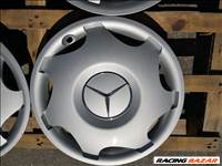 Mercedes 16-os gyári dísztárcsa