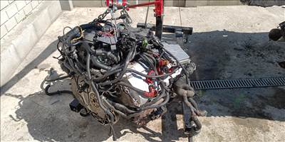 Audi A4 B6 4.2 v8. S4 komplett motor 
