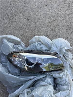 BMW 520d xDrive Jobb xenon fényszóró  63117271912 63117343912 7317132