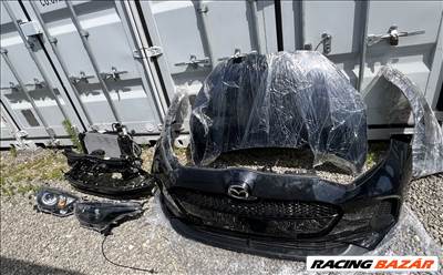 Mazda 2 bontott alkatrészei