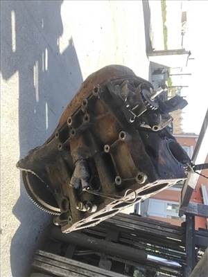 LADA Kalina  Motor. benzin fűzött blokk hengerfejjel