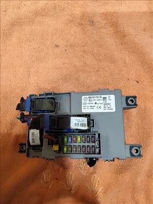Fiat Doblo II karosszéria vezérlő elektronika BCM  519170170 28330951