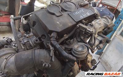 Volkswagen Passat B6 2.0 TDI 4Motion motorblokk 