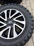  265/6018" újszerű Comforser terepgumi Nissan felnivel
