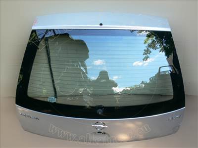 Opel Corsa C 2000-2006 - csomagtérfedél, üres, kivéve hátsó spoiler, üveggel, sérült!