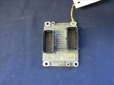 Fiat Stilo 1,4 benzin motorvezérlő 0261208204