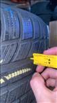  225/4517" használt Toyo Tires téli gumi gumi