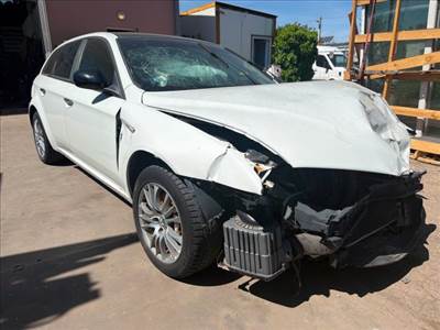 Alfa Romeo 159 1.9 JTDM 8V Jobb első Féknyereg Munkahengerrel *164410*