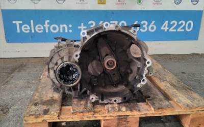 Volkswagen 1,4TFSI KWB bontott váltó