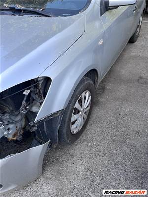Kia Cee'd (ED) Bal első sárvédő 