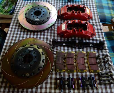Mazda 6 (3rd gen), Mazda 3 (BM) Nagy fékszett 356mm új tárcsa fékbetét 6dug. nyer.