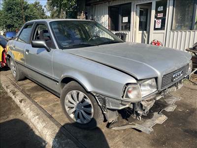 Audi 80 (B4 - 8C)  2.0i bontott alkatrészei