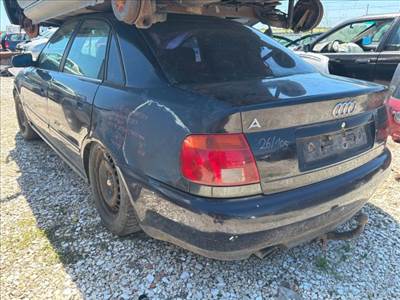 Audi A4 (B5 - 8D) Bal C Oszlop Oldalablak Üveg *166244*