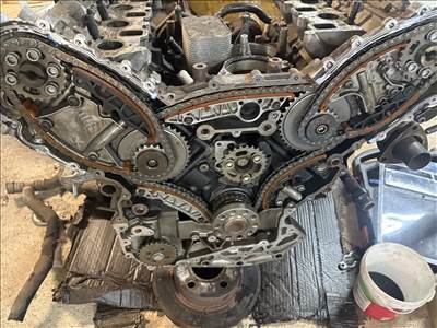 Audi A4 (B6/B7) 2.7 TDI motor 