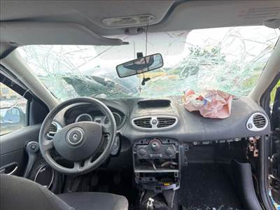 Renault Clio III Fűtéskapcsoló (manuális klímás) *166539*