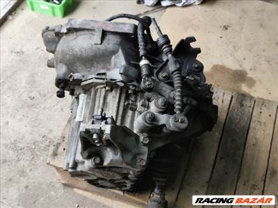 Hyundai i40 1.7 crdi váltó manual 6 M6GF2 sc55j6