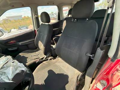 Suzuki Ignis II Jobb első Ülés *163825*